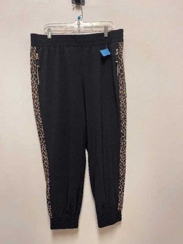 Athletic Pants By Chicos In Black, Size: 16